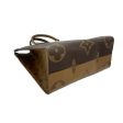 LOUIS VUITTON: Monogram Giant Onthego MM Discount