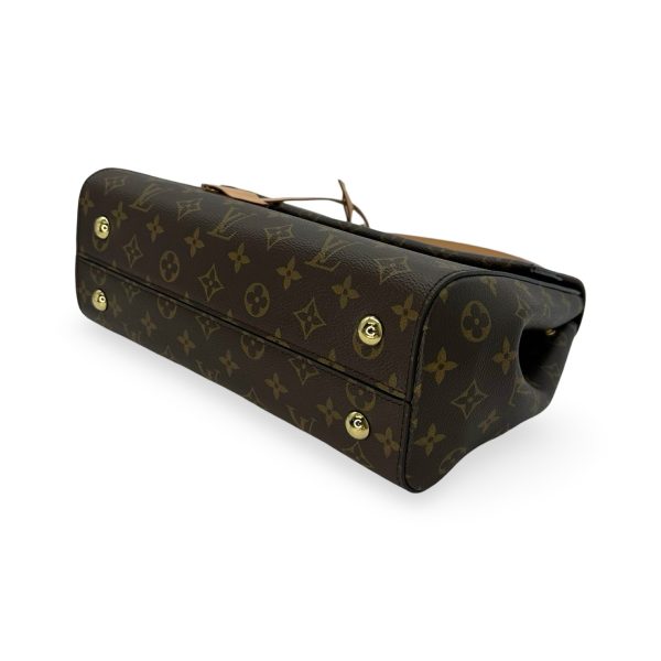 LOUIS VUITTON: Monogram Cluny MM Supply